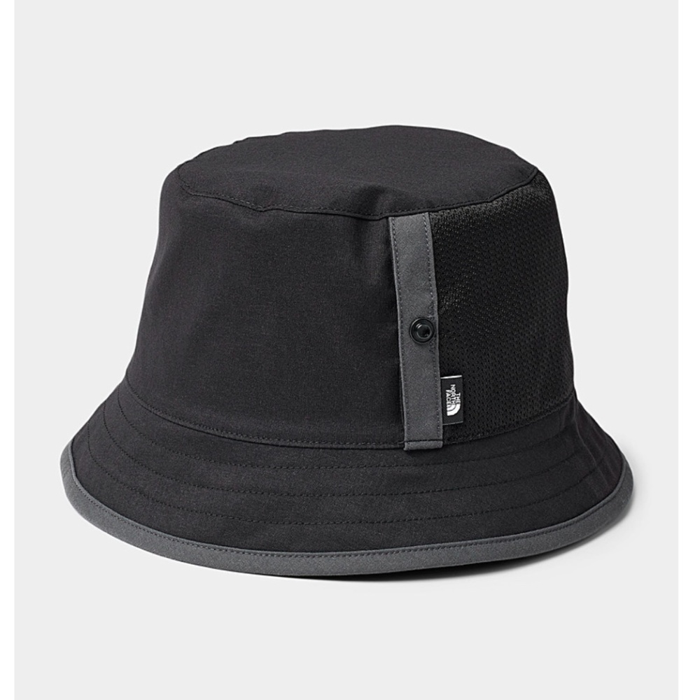 The North Face unisex black and gray mesh pocket reversible bucket hat NWT